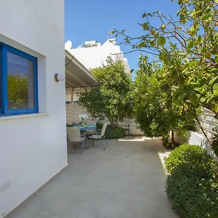 Villa Nicol 4 Protarász